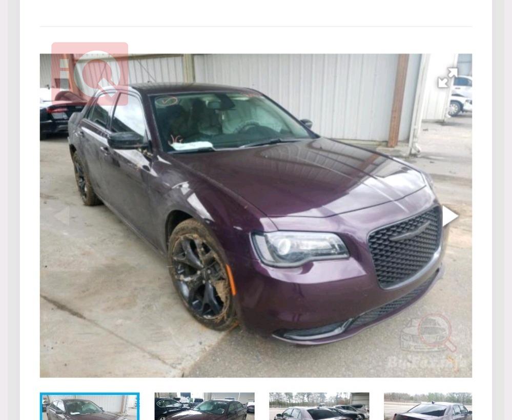 کرایسلەر 300